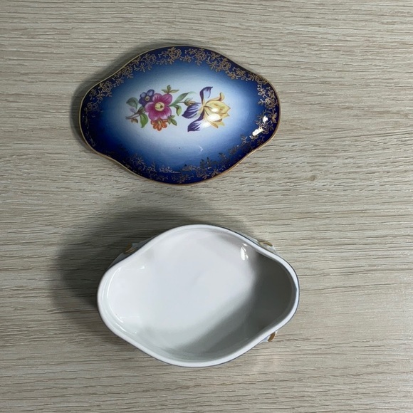 Vintage PM Made In Germany Democratic Republic Porcelain Trinket box - Picture 8 of 12